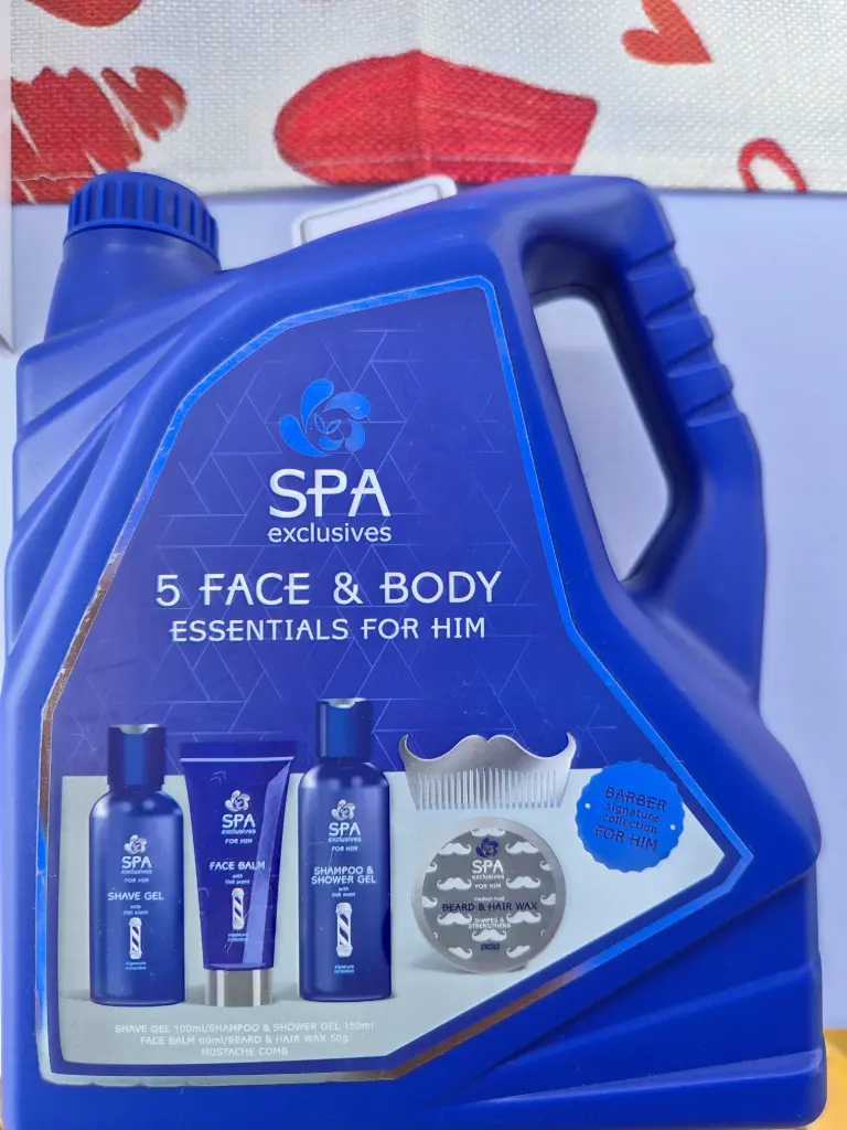 SPA exclusives 5 face & Body essentials for him